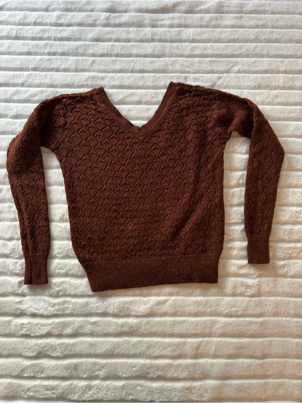 Aritzia Wilfred Brown V-Neck Diamond Pointelle Knit Alpaca Wool Sweater XXS